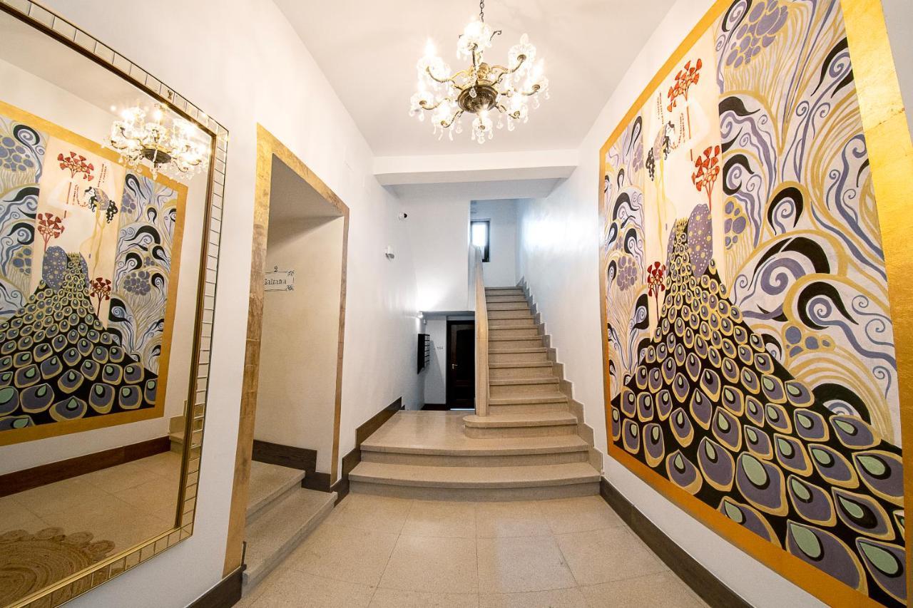 Cervantes 5 Collection - Greco Aparcamiento En El Edificio Toledo Eksteriør billede