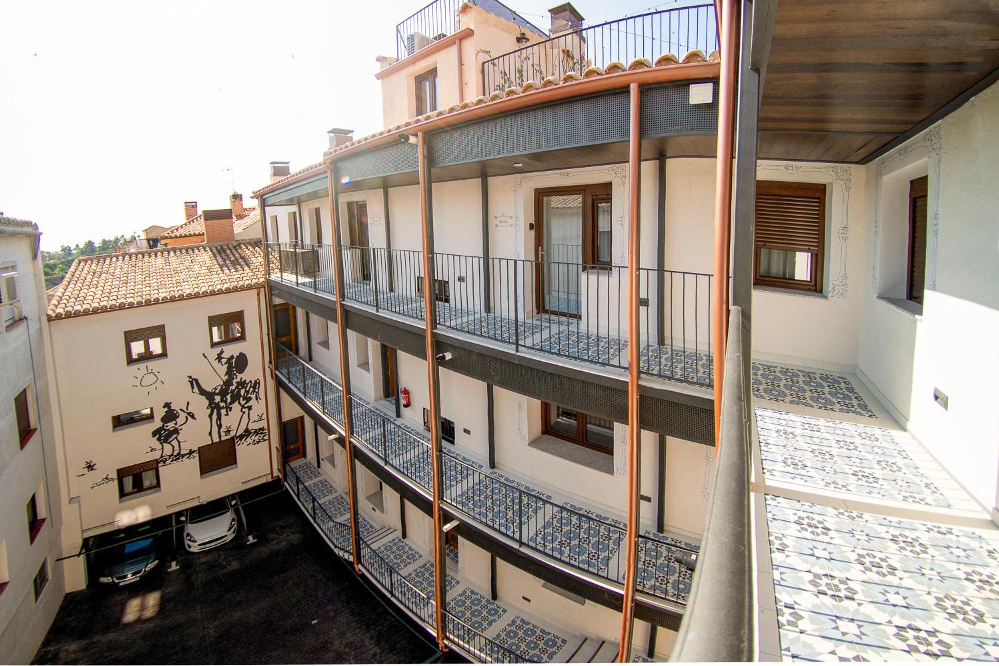 Cervantes 5 Collection - Greco Aparcamiento En El Edificio Toledo Eksteriør billede
