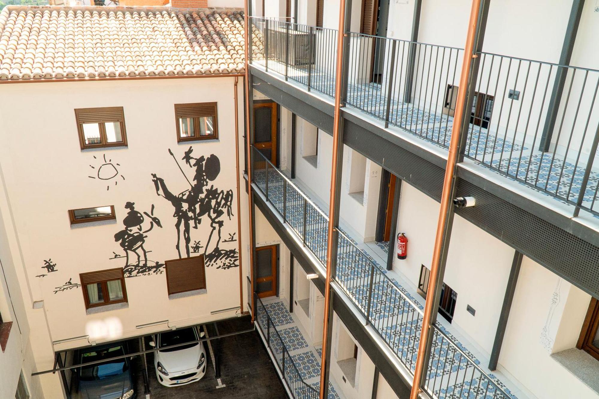 Cervantes 5 Collection - Greco Aparcamiento En El Edificio Toledo Eksteriør billede